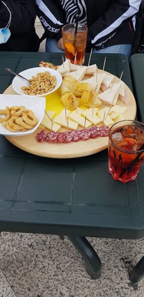 Mimmo Muti_Bar gelateria da PESSINO_Biccari_review