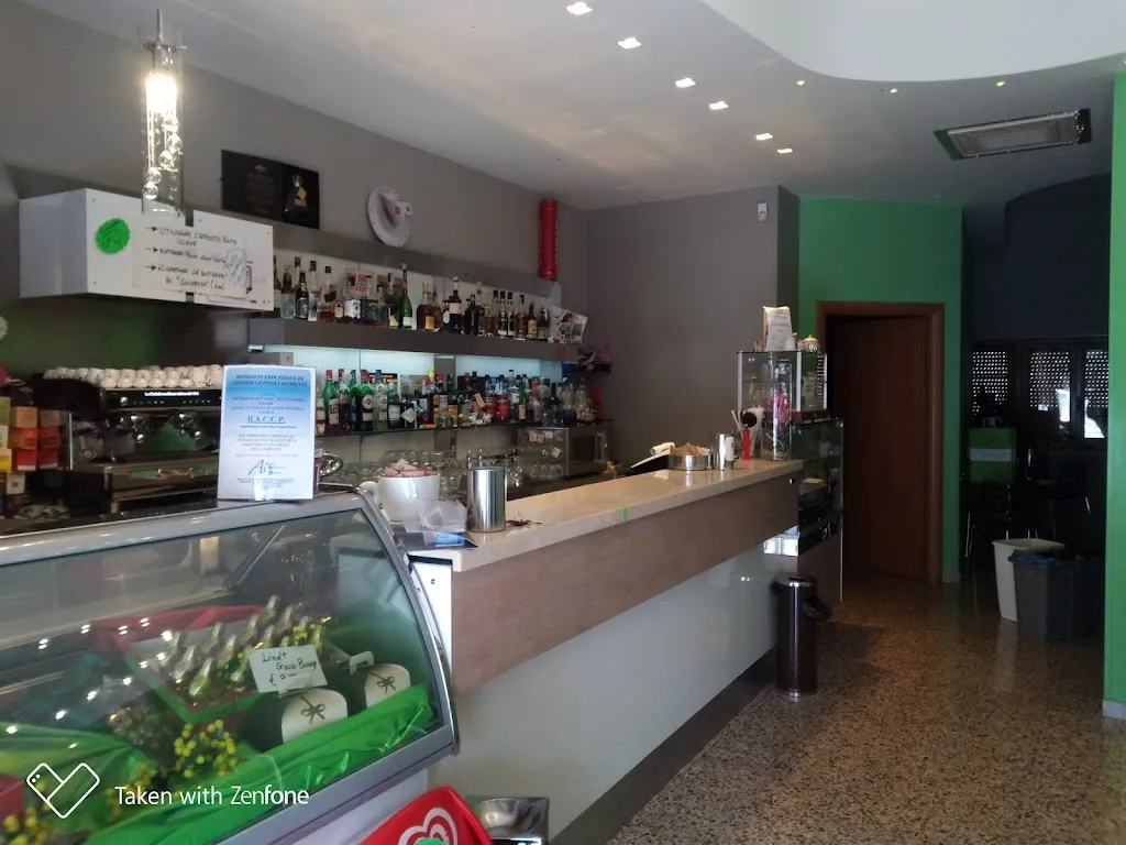 Bar gelateria da PESSINO_Biccari_slider_image_1