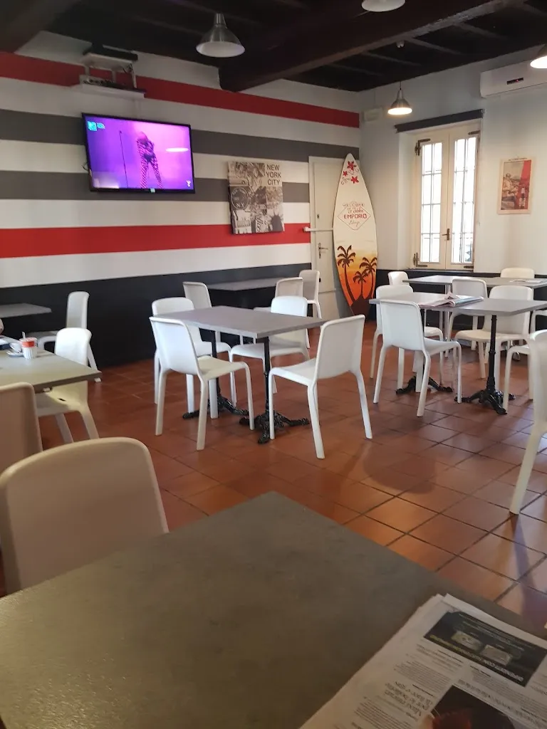 Bar Emporio_Livraga_slider_image_3