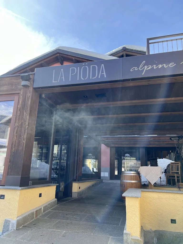 Leala Eroma_La Piöda_Livigno_review