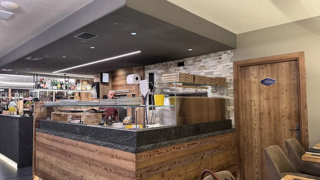 Ristorante Pizzeria La Mirage_Livigno_slider_image_3