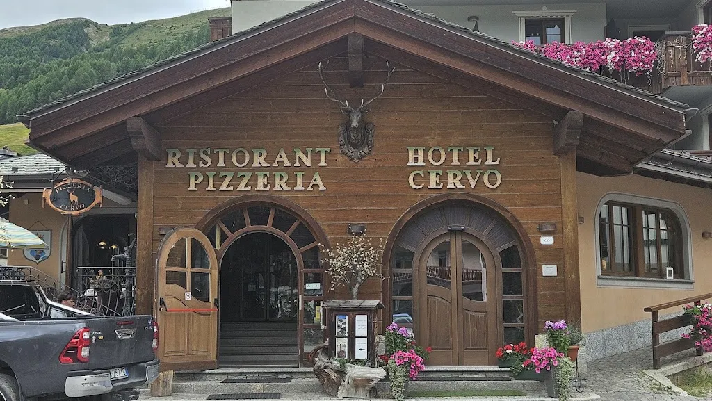 Ristorante Pizzeria Cervo restaurant in Livigno
