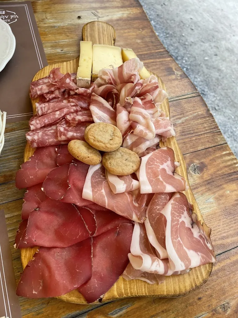 Roberto Chiaveri_Ristoro Val Alpisella_Livigno_review