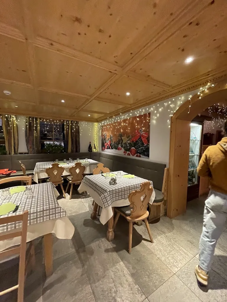 Ristorante Pizzeria San Giovanni_Livigno_slider_image_3