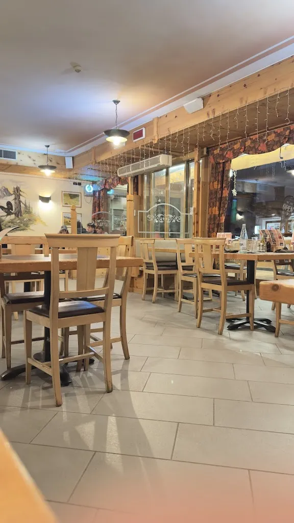 Ahmed Almarzouqi_Ristorante Pizzeria La Grolla_Livigno_review