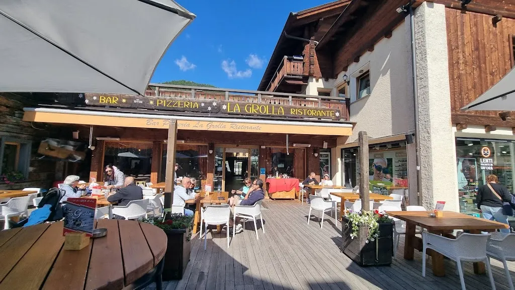 Ristorante Pizzeria La Grolla_Livigno_slider_image_3