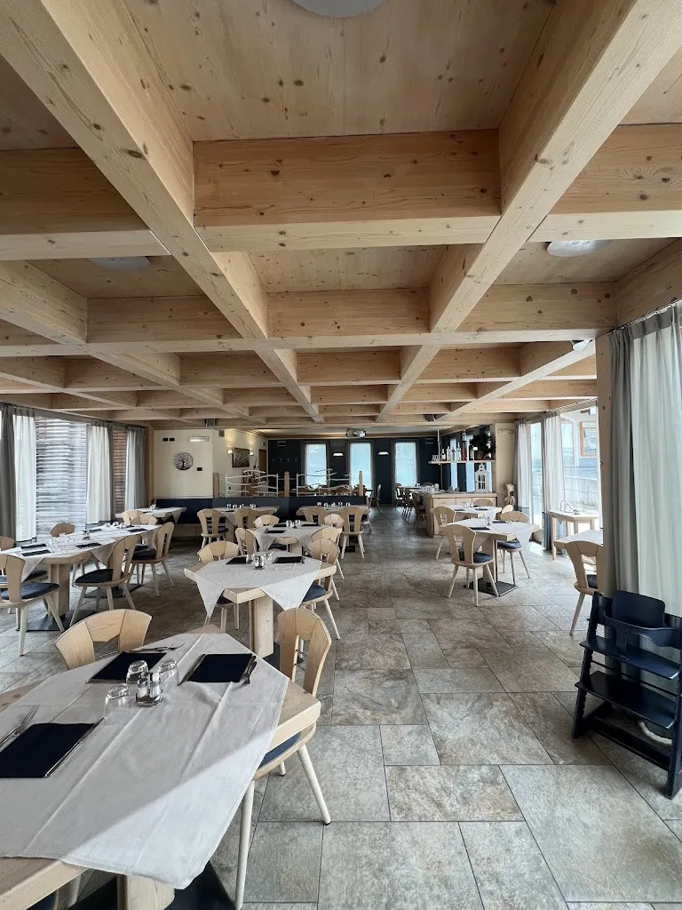 Bar Ristorante Cànoa_Livigno_slider_image_1