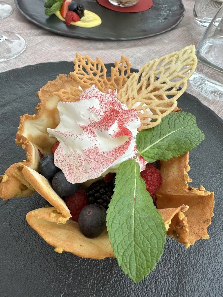 Maggie Li_Rifugio Costaccia_Livigno_review