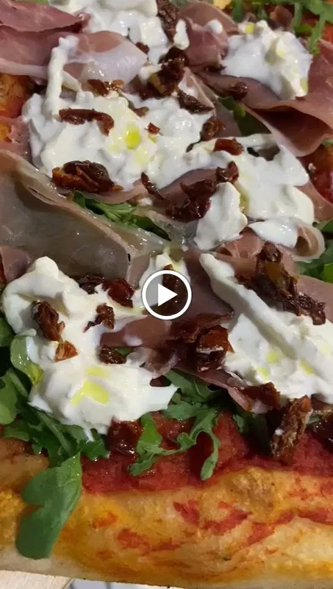 80 Pizza_Locate di Triulzi_slider_image_2