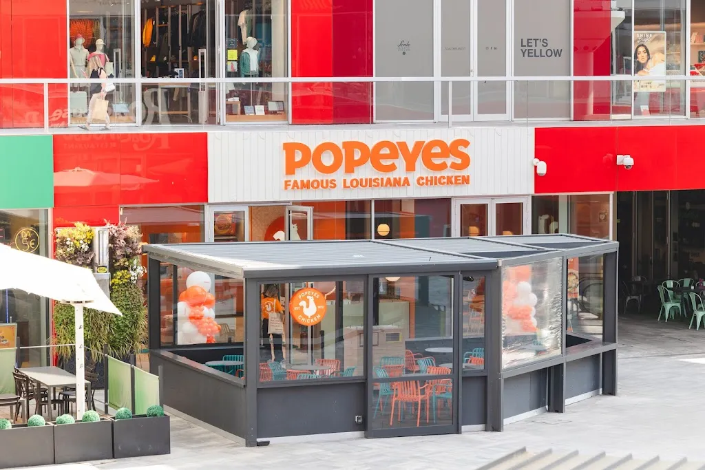 Popeyes Famous Louisiana Chicken_Locate di Triulzi_slider_image_1