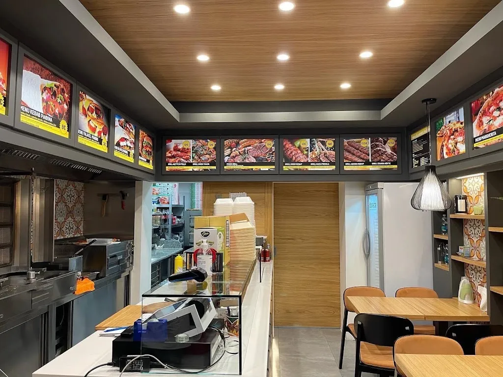 Akser Turkish Kebap restaurant in Locate di Triulzi