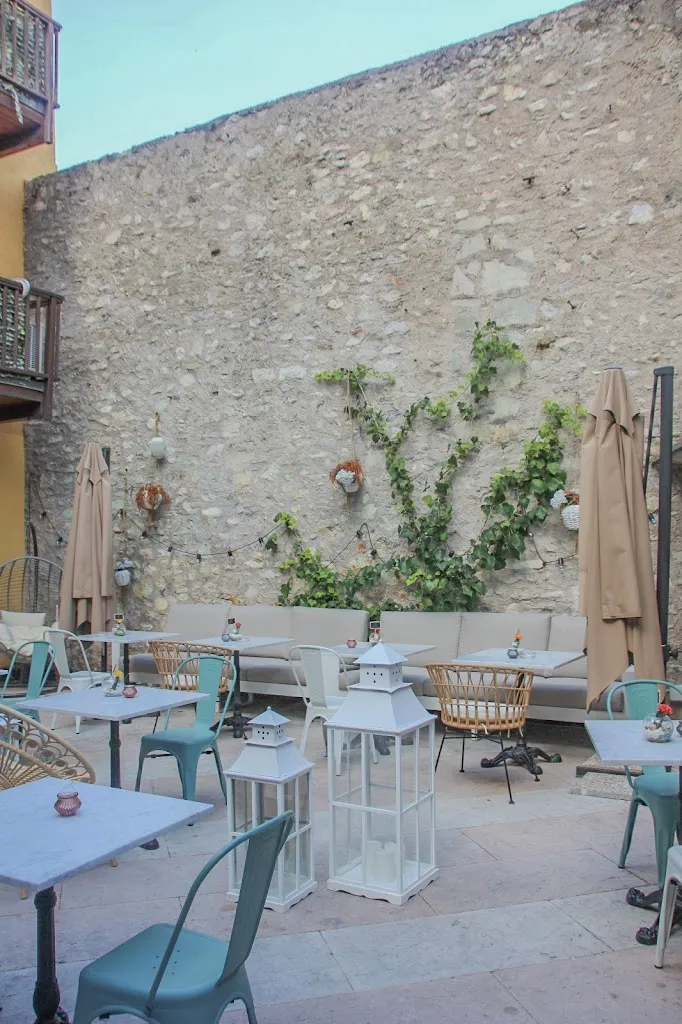 Il Cortiletto_Limone sul Garda_slider_image_1