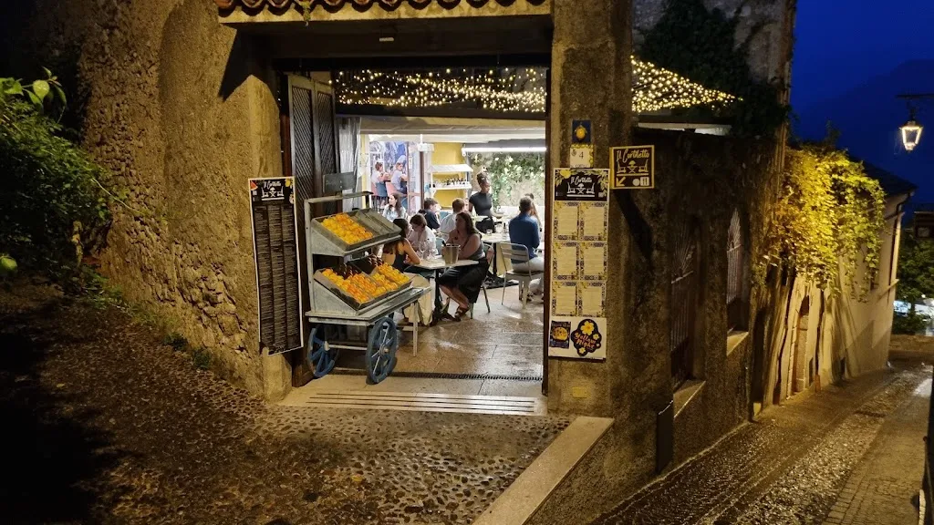 Il Cortiletto_Limone sul Garda_slider_image_3