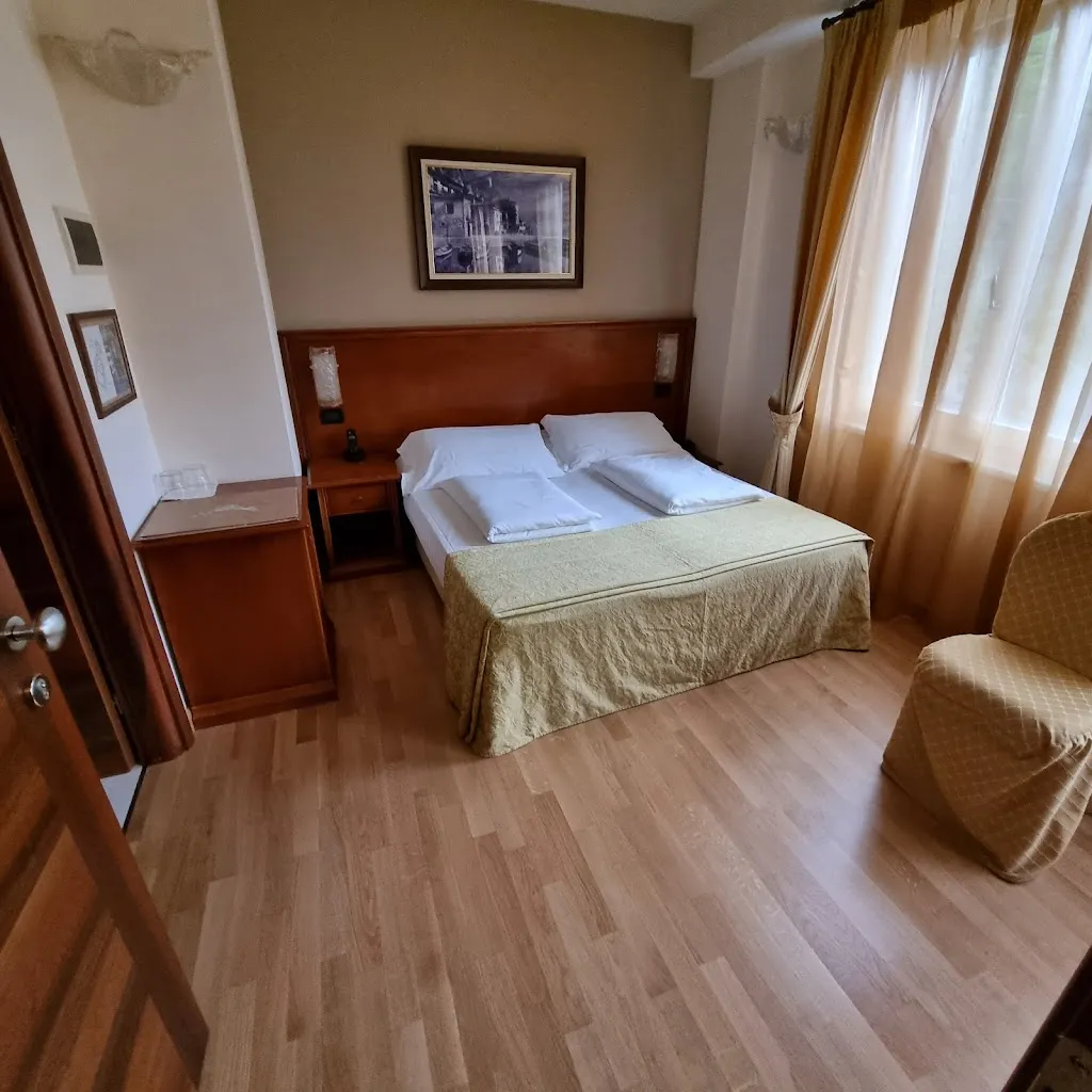 Hotel/Restaurant Monte Baldo_Limone sul Garda_slider_image_2