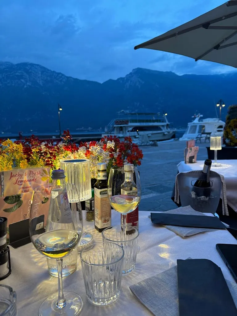 Jacky_Limone sul Garda_slider_image_1