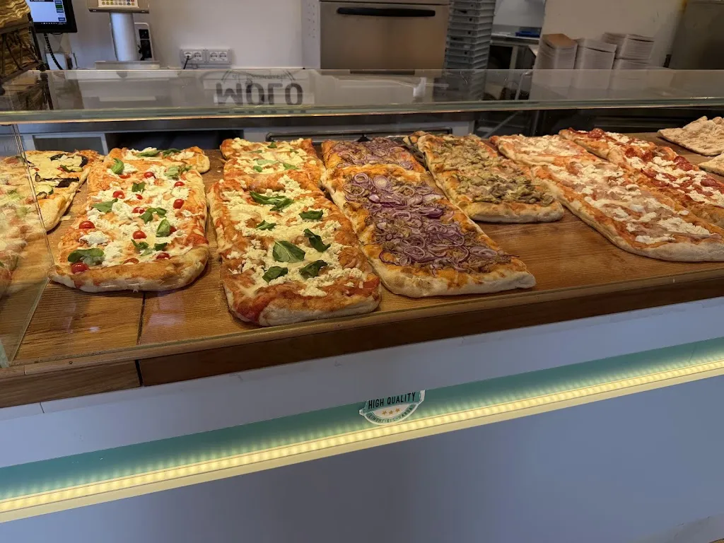 Molo Al Buongusto_Limone sul Garda_slider_image_3