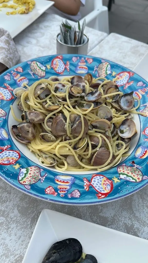 Abdulrahman Bawarith_RISTORANTE ALLA NOCE_Limone sul Garda_avis