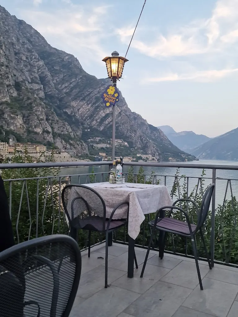 RISTORANTE ALLA NOCE_Limone sul Garda_slider_image_3