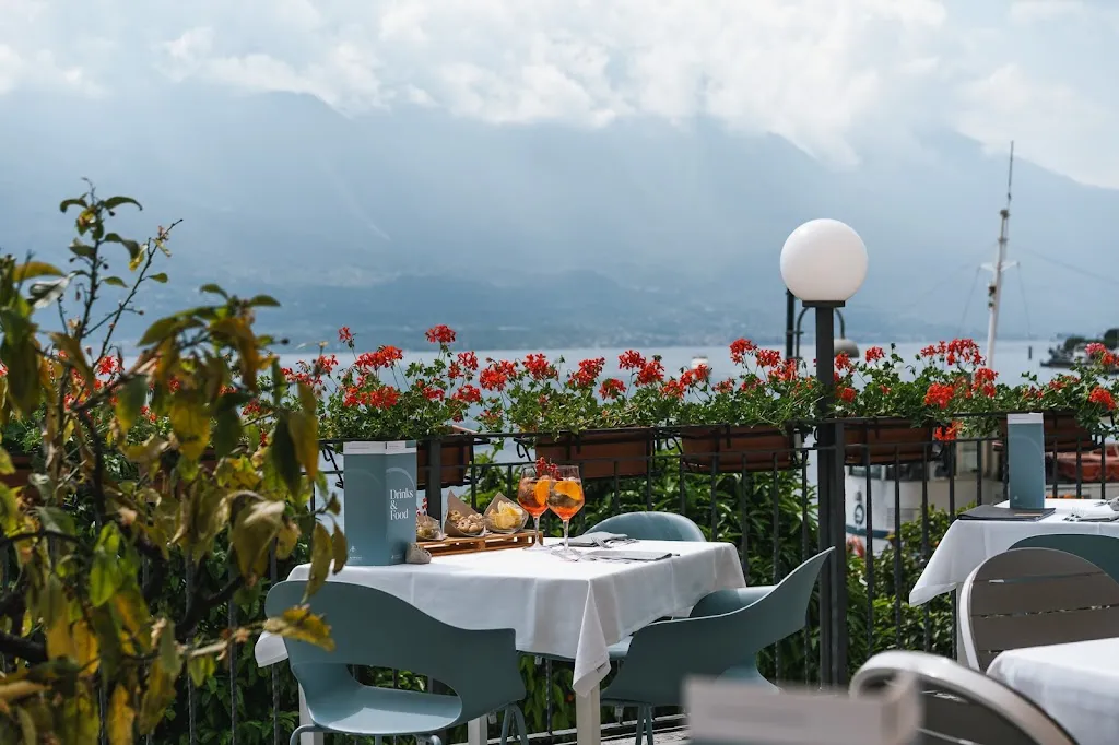 Ristorante Bar Pizzeria All'Azzurro_Limone sul Garda_slider_image_1