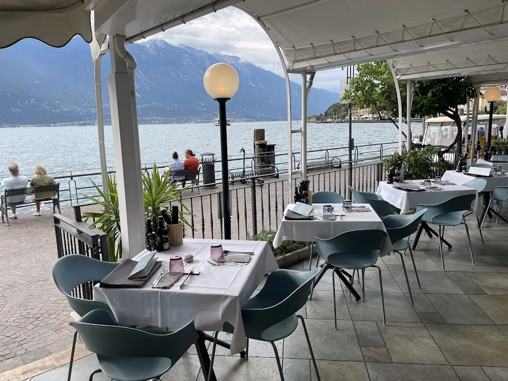 Ristorante Bar Pizzeria All'Azzurro_Limone sul Garda_slider_image_2