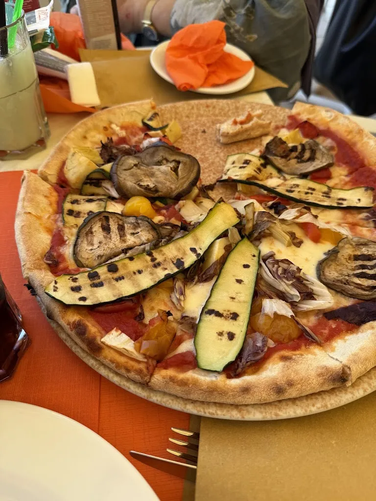 Le Palme Ristorante Pizzeria_Limone sul Garda_slider_image_3