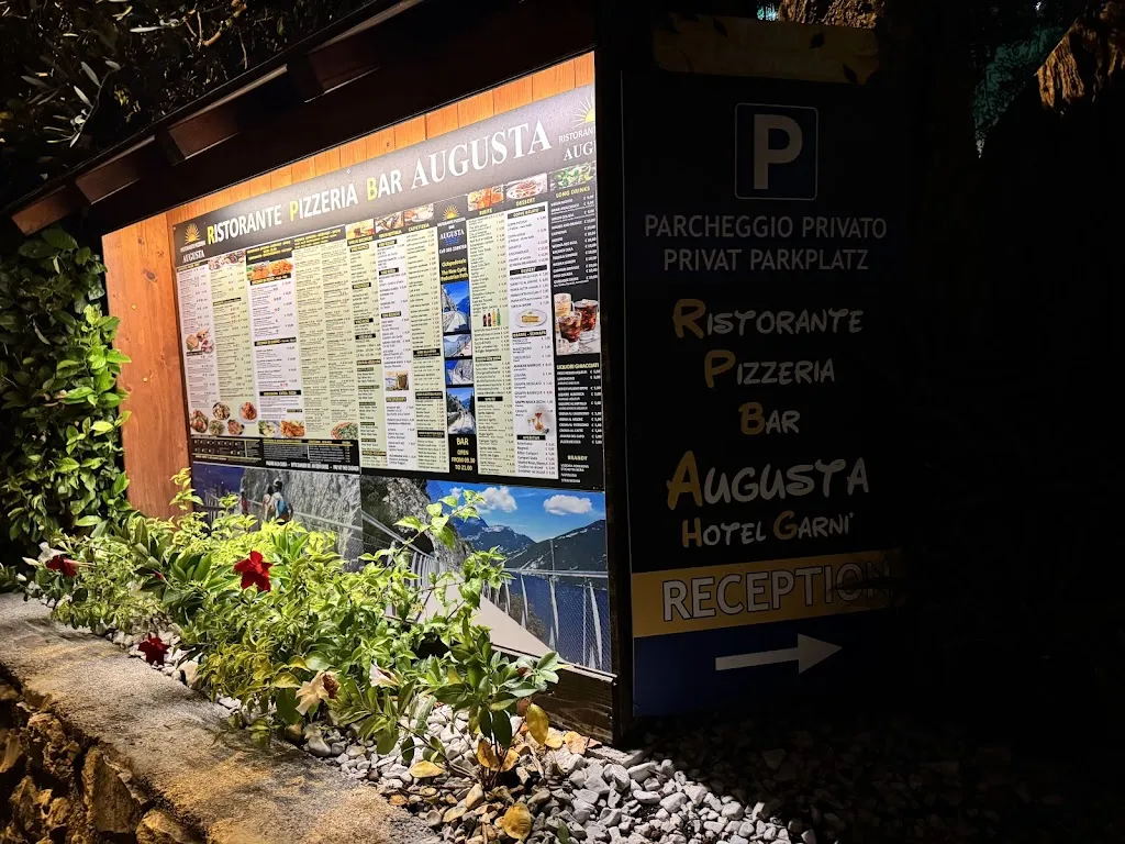 Pizzeria Alpirsbacher Klosterbräu restaurant in Limone sul Garda