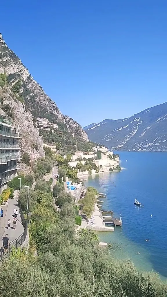 Hotel Augusta restaurant in Limone sul Garda