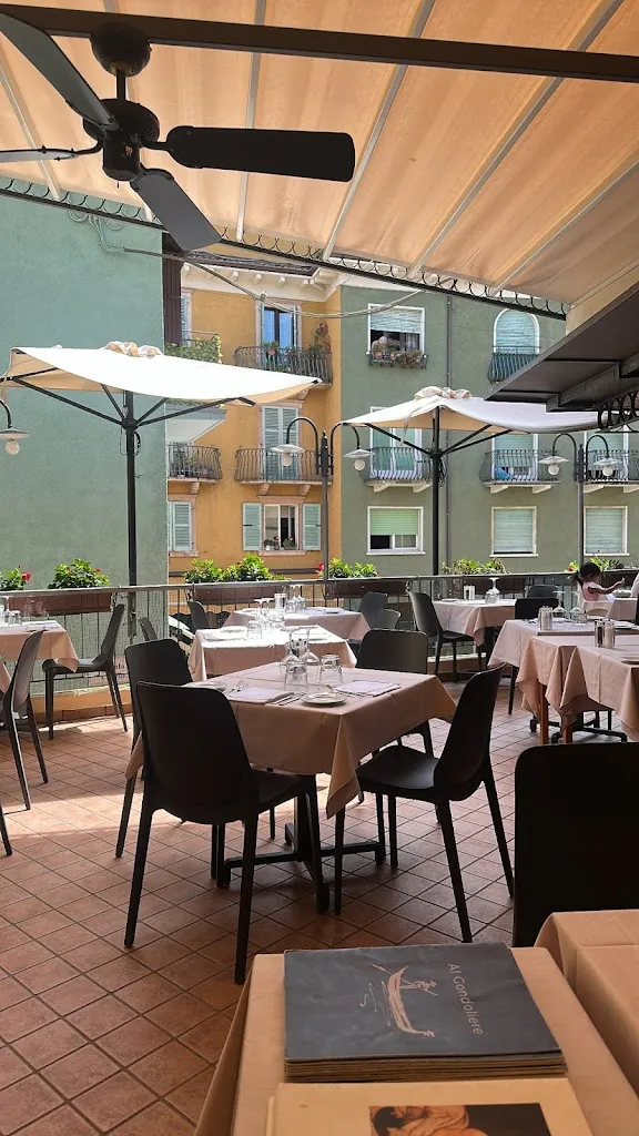 Al Gondoliere restaurant in Limone sul Garda