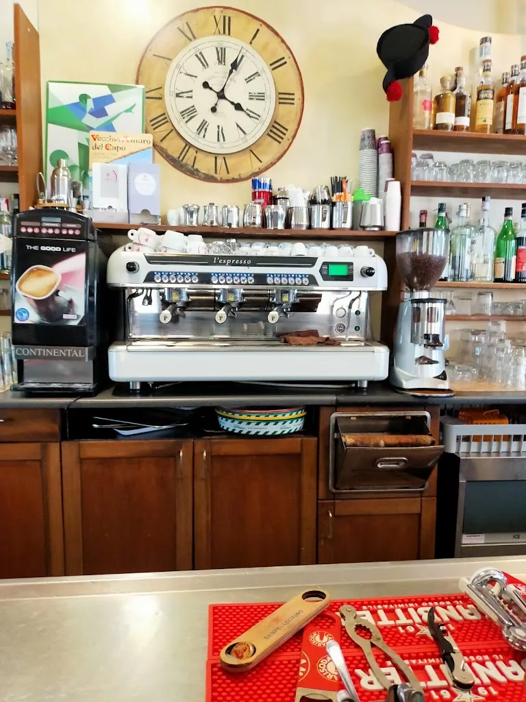 Bar Trattoria Del Dosso restaurant in Lodi Vecchio