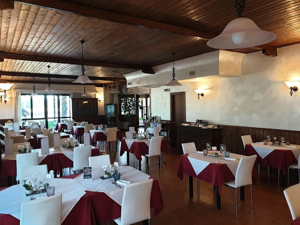 Laus Cafè 26855 restaurant in Lodi Vecchio