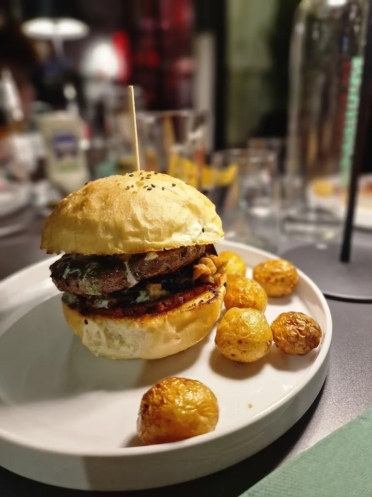 Bewith_Bitetto_slider_image_3