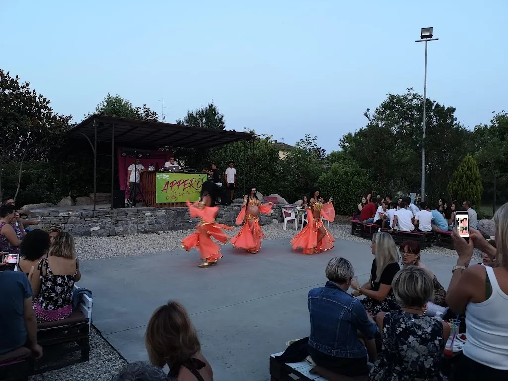 Rosen Garden_Lomello_slider_image_3