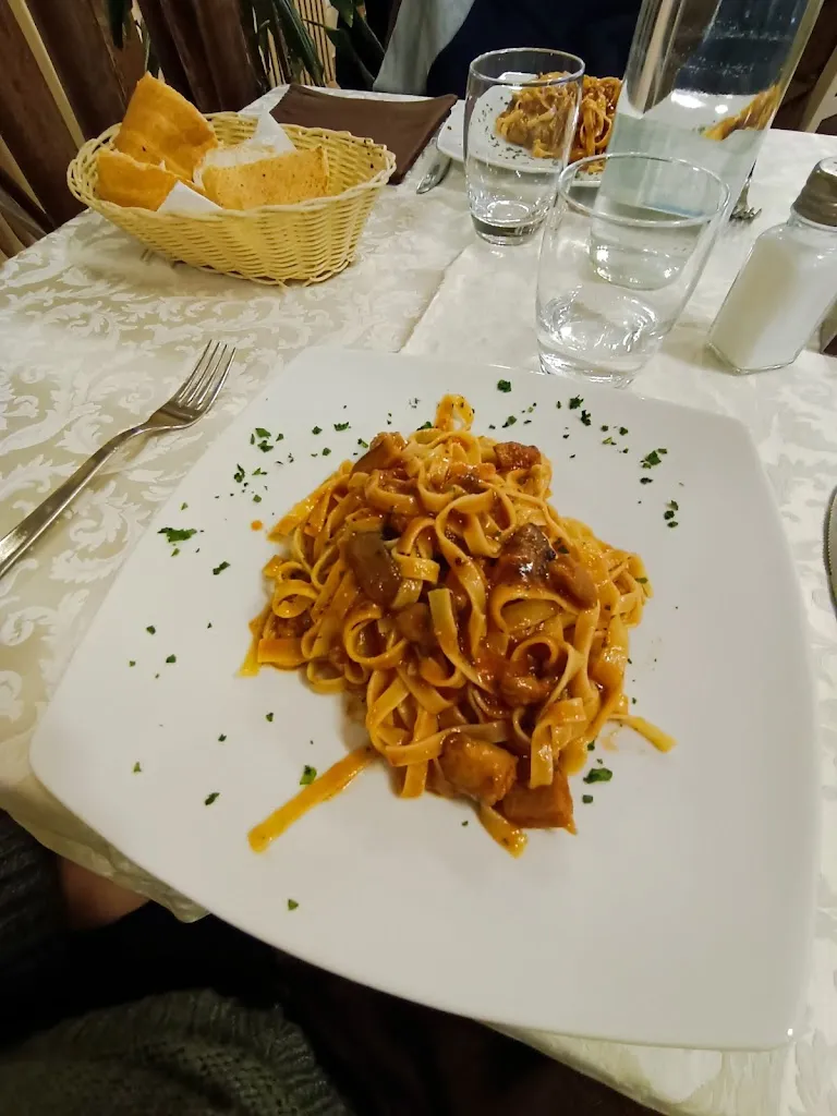 Bar Pizzeria Del Ponte_Lomello_slider_image_2