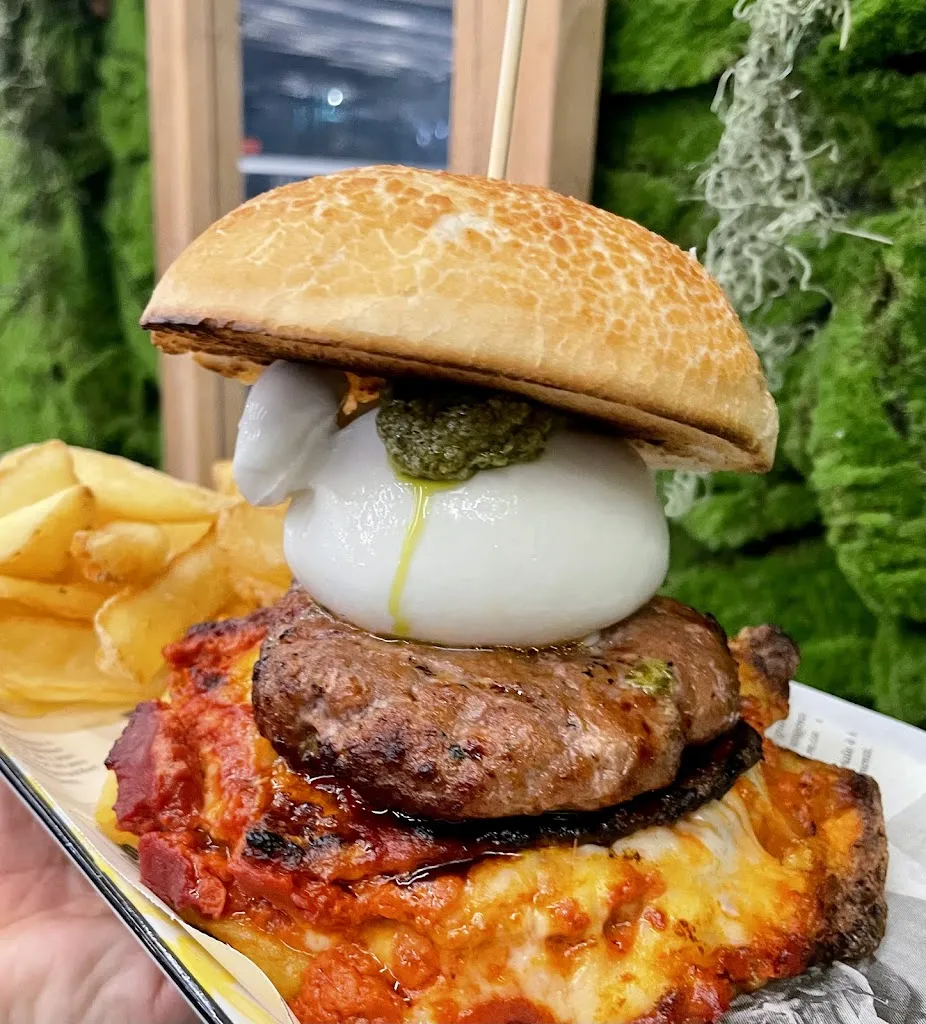 Ferramenta Bistrot_Bitetto_slider_image_3