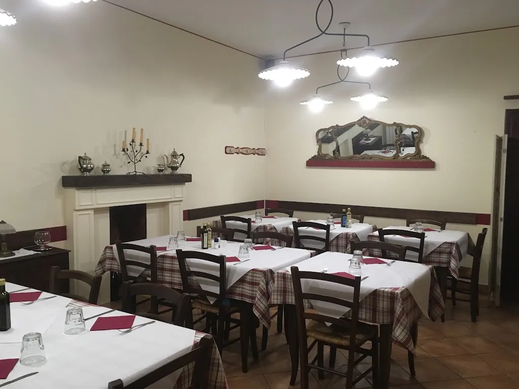 Trattoria Nonna Adelma restaurant in Lonate Ceppino