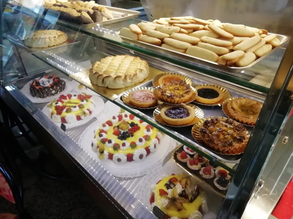 Il Posto delle Fragole di Grigioni Silvia restaurant in Lonate Ceppino