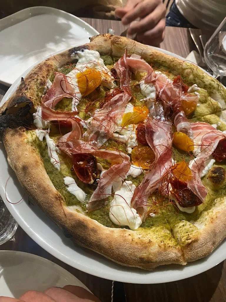 Distinto Pizza Atelier_Bitetto_slider_image_2