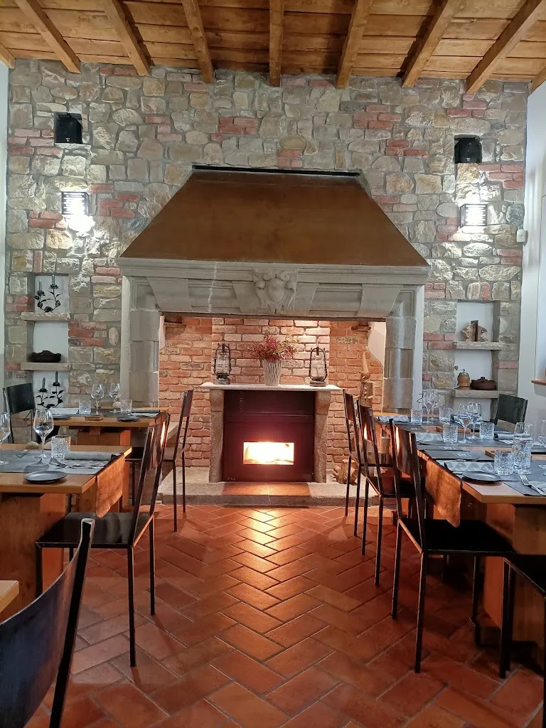 Osteria dello Sperone e Bed & Breakfast_Lonate Pozzolo_slider_image_1