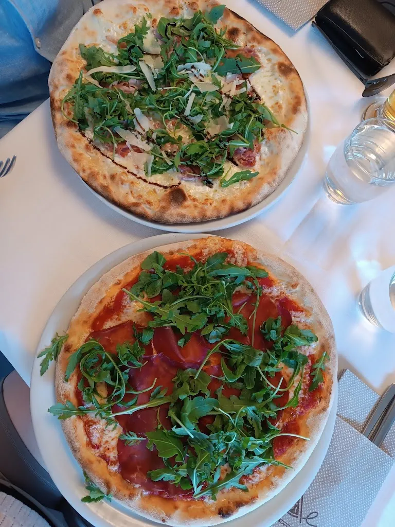 Eliška Wheeler_Ristorante Pizzeria Bar ALMICI_Lovere_review