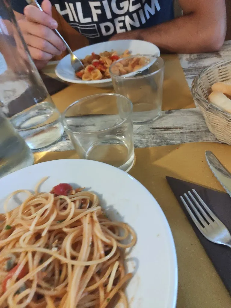 Giulia Zangi_Trattoria La Sosta Bar_Lonato_review