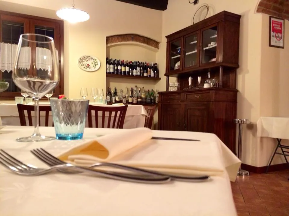 Ristorante Osteria del Pettirosso restaurant in Luisago