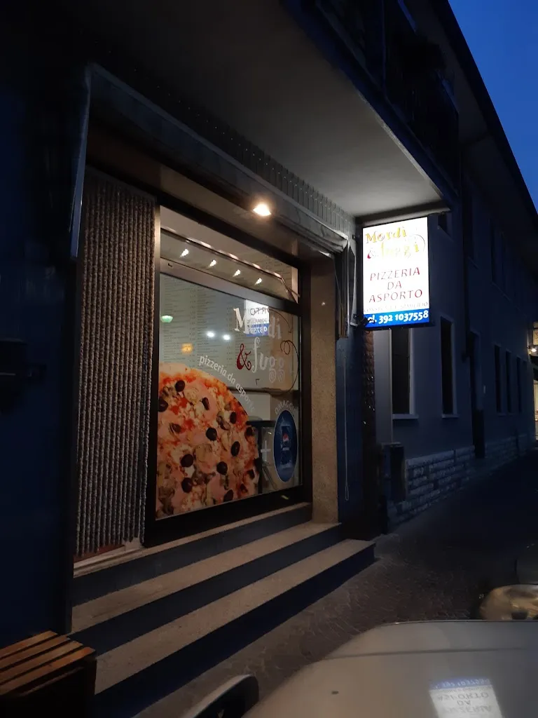 Rocca pizzeria kebab restaurant in Ludriano