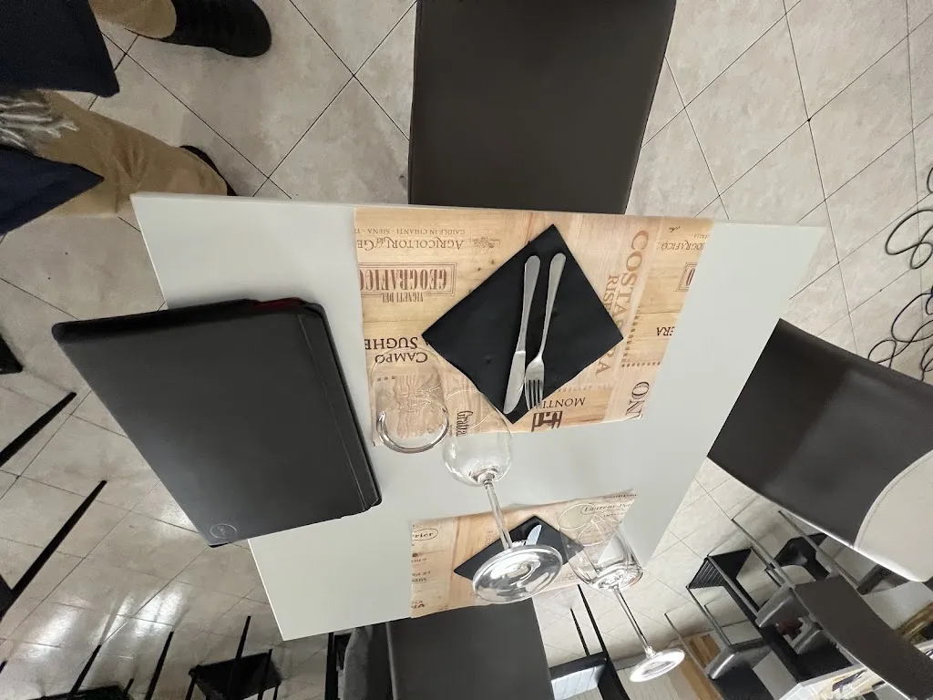 Roberto De Mola_Seconda Casa_Lunetta-Frassino_review