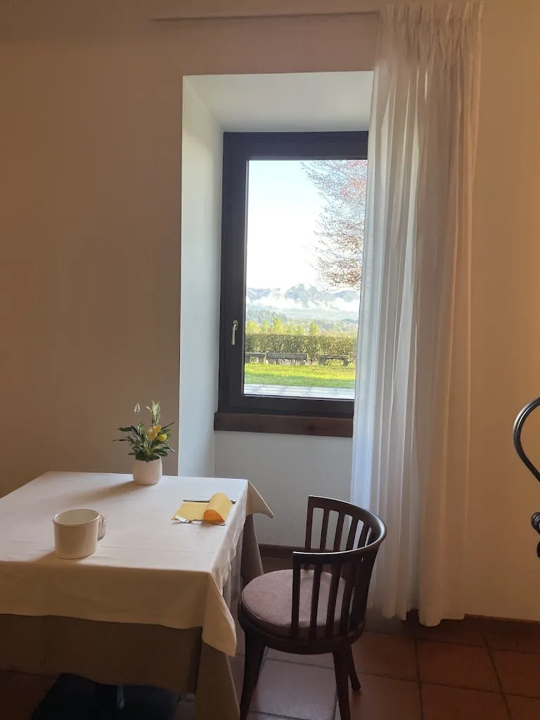 Denislav Atanasov_La Corte di Lurago_Lurago d'Erba_review