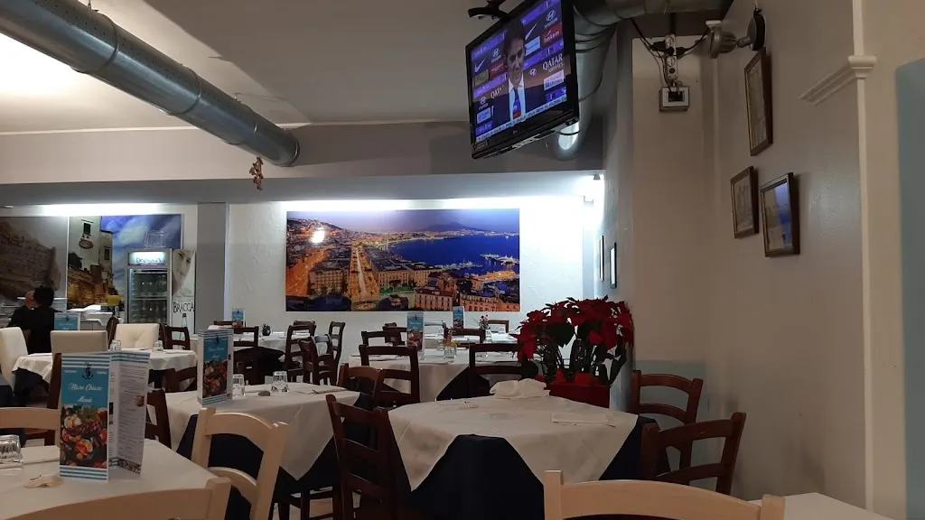 Trattoria Pizzeria Marechiaro restaurant in Lurano