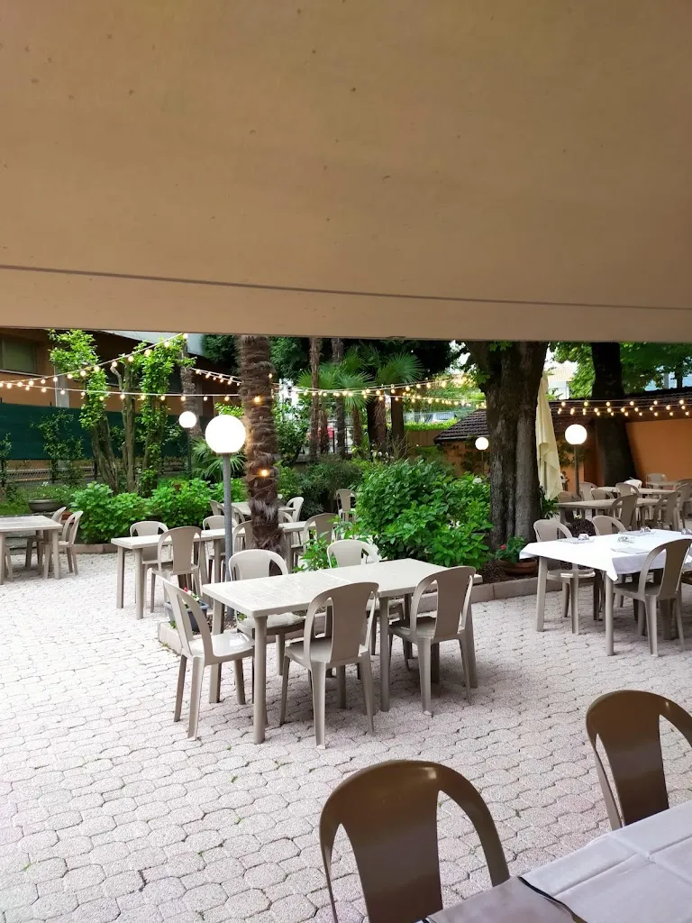 Ristorante Maccagno restaurant in Maccagno