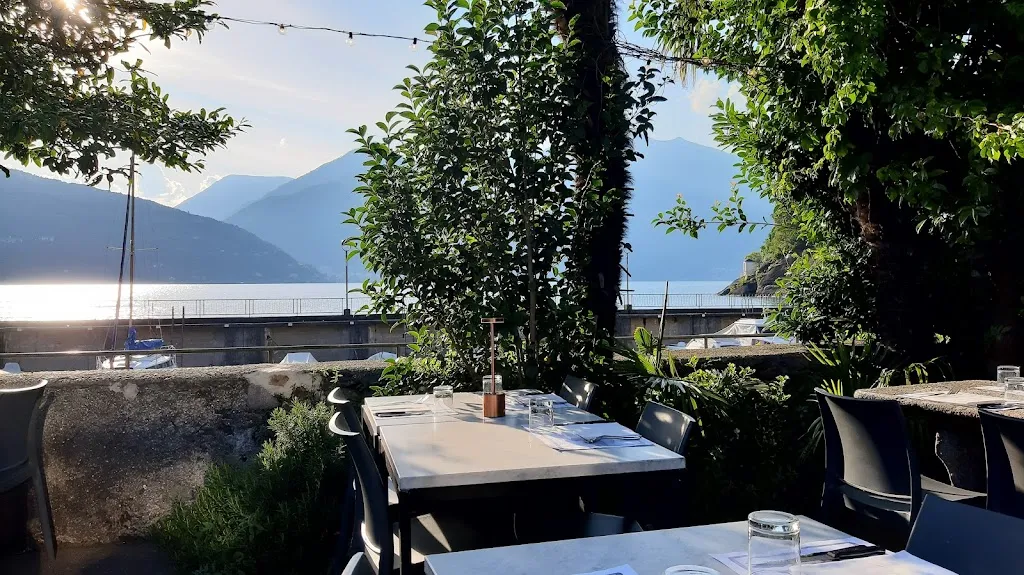 Pizzeria La Gabella restaurant in Maccagno