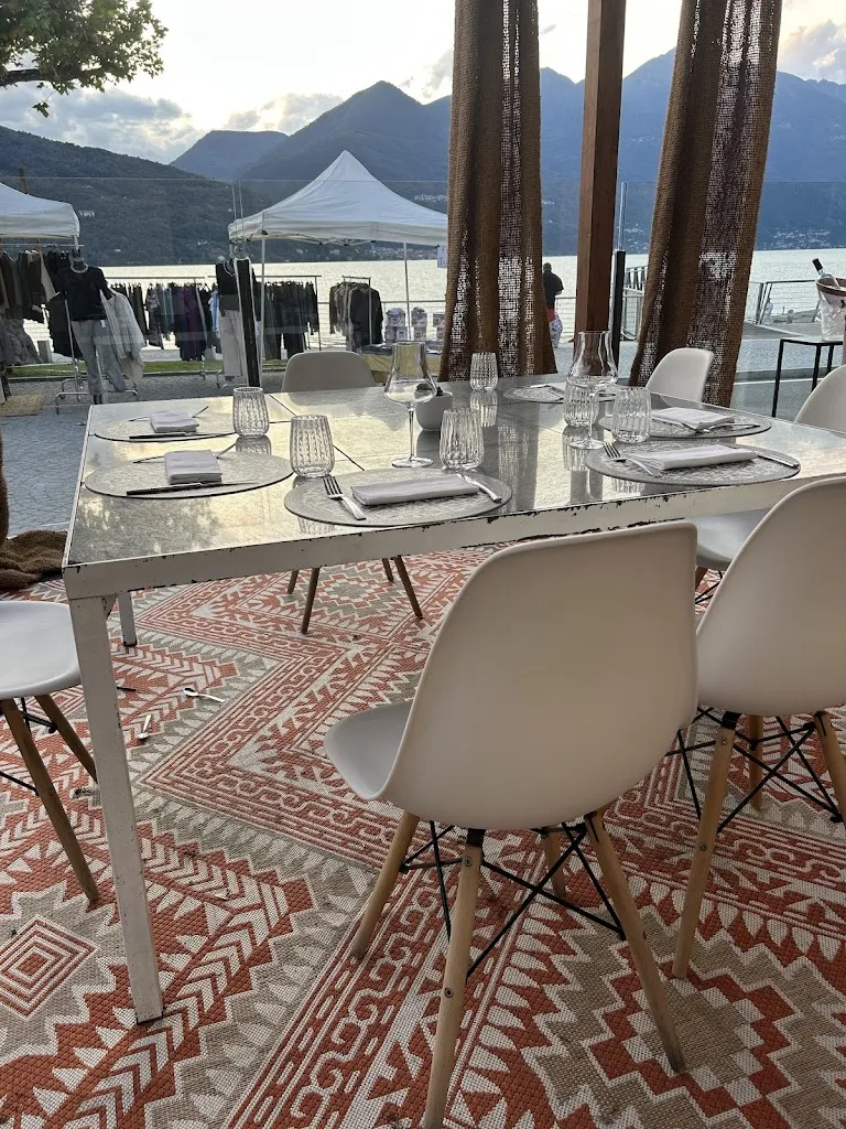 Ristorante Il Molo di Lorenzo_Maccagno_slider_image_3