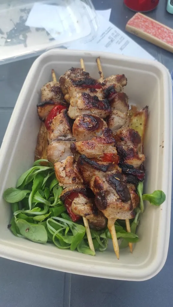 Stefania Ruberto_Giona Beach_Maccagno_review