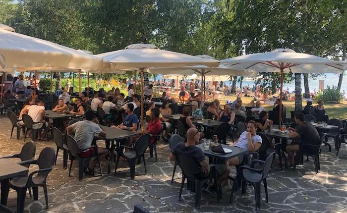 Giona Beach restaurant in Maccagno